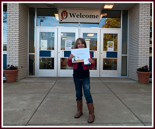 Kelly With Her Helping Hand Award