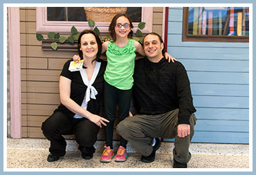 Alyssa with proud parents Karissa and Justin